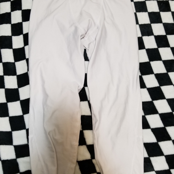 Under Armour Compression Pants & Shorts - Picture 5 of 7